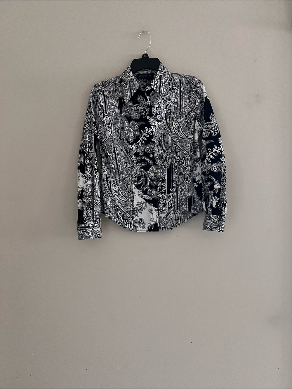 Jones New York Petite Small Black and White Paisley Blouse Button Up business